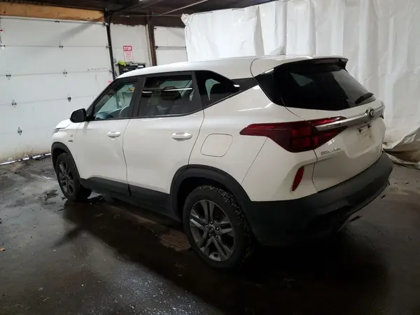 KNDEPCAAXM7112506 2021 KIA SELTOS - Image 2