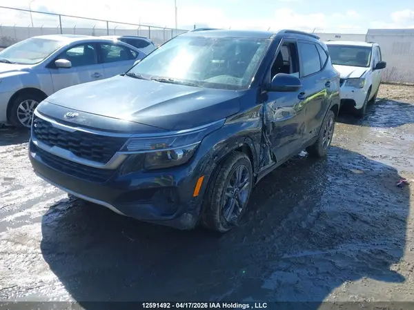KNDEPCAAXM7114983 2021 KIA SELTOS - Image 2