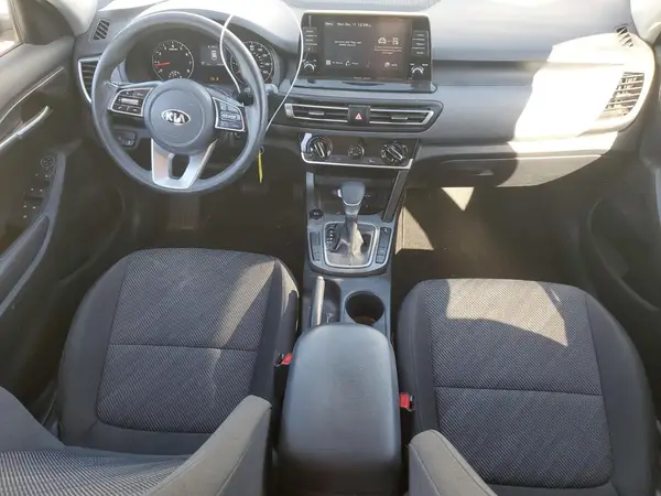 KNDEPCAAXM7150673 2021 KIA SELTOS - Image 8