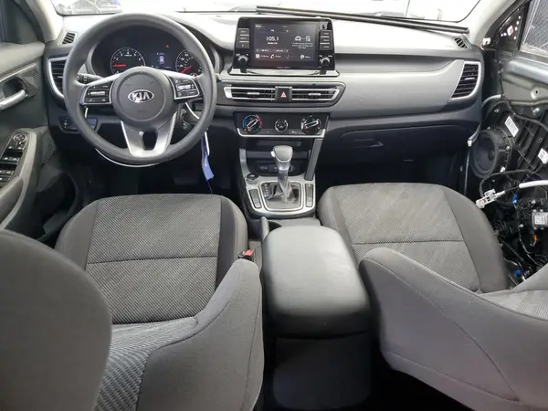 KNDEPCAAXM7172379 2021 KIA SELTOS - Image 8