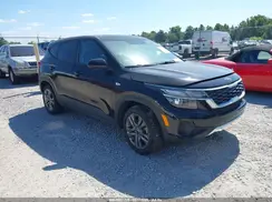 KNDEPCAAXM7183916 2021 KIA SELTOS