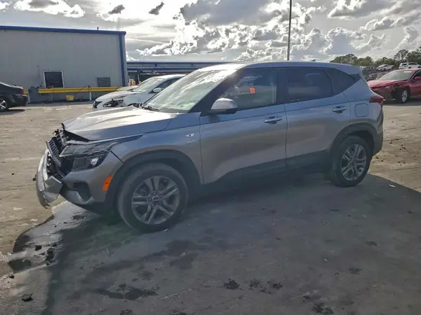 KNDEPCAAXN7249981 2022 KIA SELTOS - Image 1