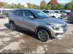 KNDEPCAAXN7252265 2022 KIA SELTOS