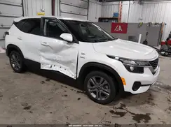KNDEPCAAXN7280874 2022 KIA SELTOS