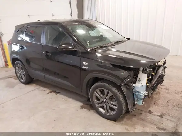 KNDEPCAAXN7328518 2022 KIA SELTOS - Image 1