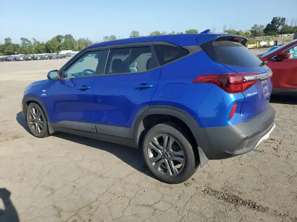 KNDEPCAAXN7342175 2022 KIA SELTOS - Image 2