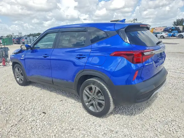 KNDEPCAAXN7345691 2022 KIA SELTOS - Image 2
