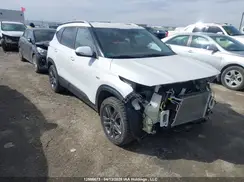 KNDEPCAAXP7464859 2023 KIA SELTOS