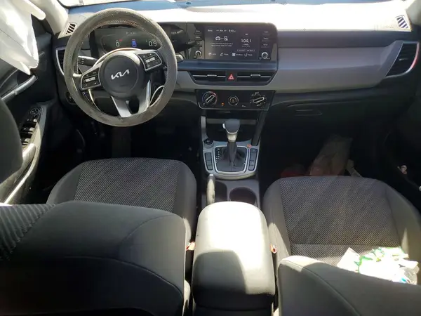 KNDEPCAAXR7582817 2024 KIA SELTOS - Image 8