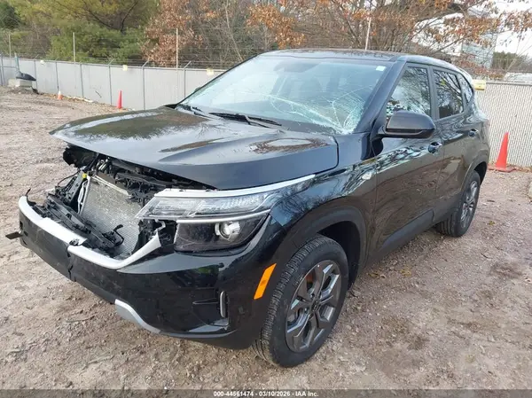 KNDEPCAAXS7725660 2025 KIA SELTOS - Image 2