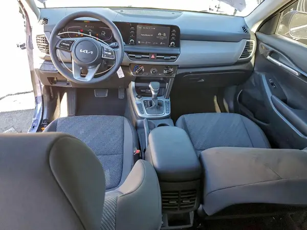 KNDEPCAAXT7844732 2026 KIA SELTOS - Image 8