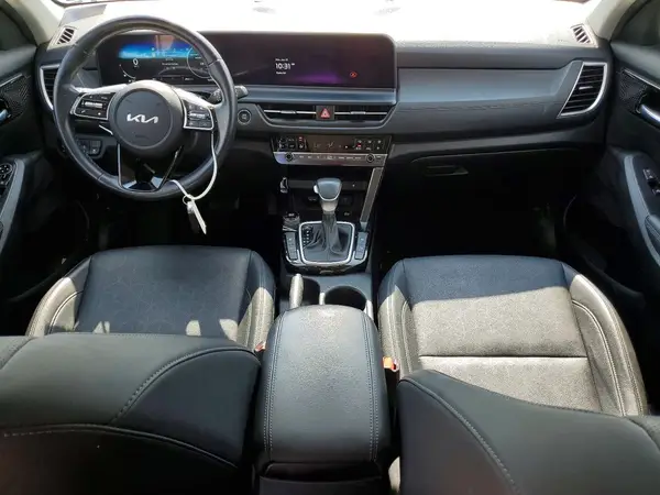 KNDER2AA0R7492807 2024 KIA SELTOS - Image 8