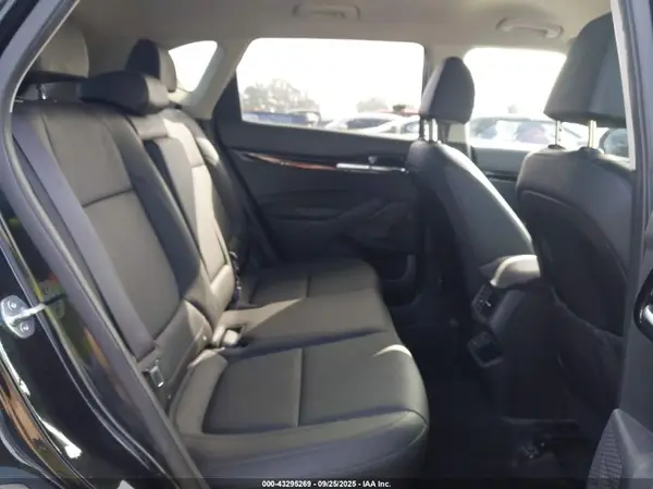KNDER2AA0R7501134 2024 KIA SELTOS - Image 8