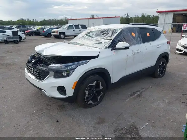 KNDER2AA0R7661983 2024 KIA SELTOS - Image 2
