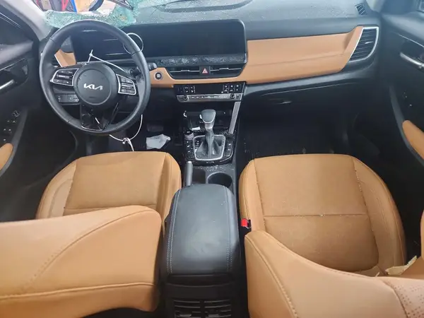 KNDER2AA0R7663636 2024 KIA SELTOS - Image 8