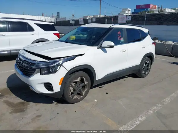 KNDER2AA1R7487194 2024 KIA SELTOS - Image 2