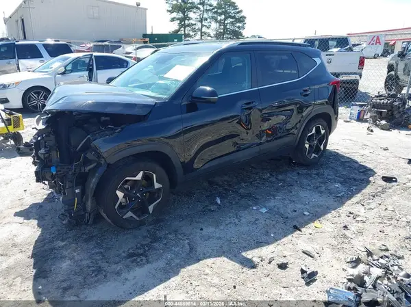 KNDER2AA1R7567949 2024 KIA SELTOS - Image 2