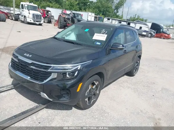 KNDER2AA1R7593807 2024 KIA SELTOS - Image 2
