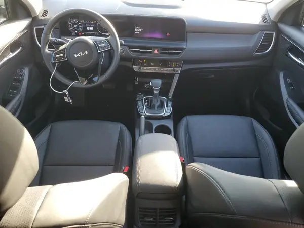 KNDER2AA1S7696408 2025 KIA SELTOS - Image 8