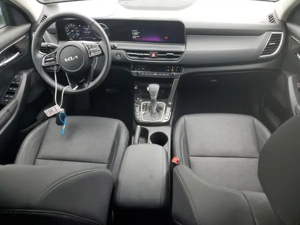 KNDER2AA2R7471876 2024 KIA SELTOS - Image 8