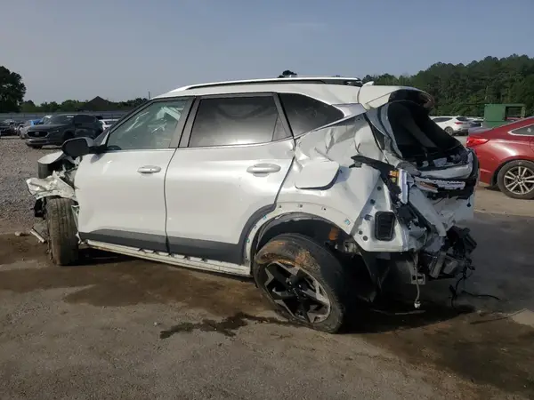 KNDER2AA2R7490315 2024 KIA SELTOS - Image 2