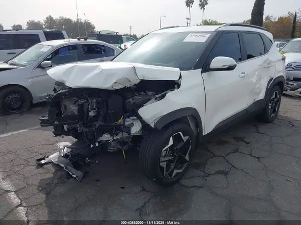 KNDER2AA2R7501488 2024 KIA SELTOS - Image 2