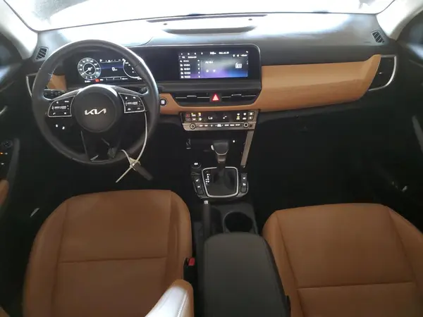 KNDER2AA2R7553879 2024 KIA SELTOS - Image 8