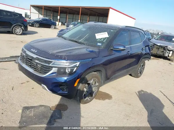 KNDER2AA2R7587269 2024 KIA SELTOS - Image 2