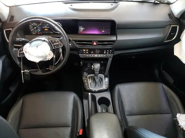 KNDER2AA2R7616849 2024 KIA SELTOS - Image 8