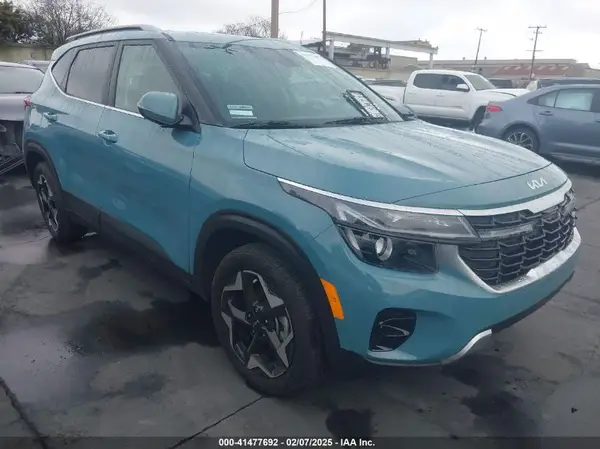 KNDER2AA2R7638883 2024 KIA SELTOS - Image 1