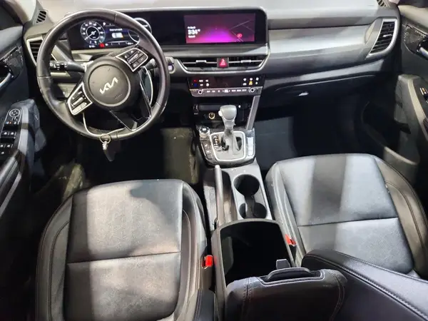 KNDER2AA3R7630338 2024 KIA SELTOS - Image 8