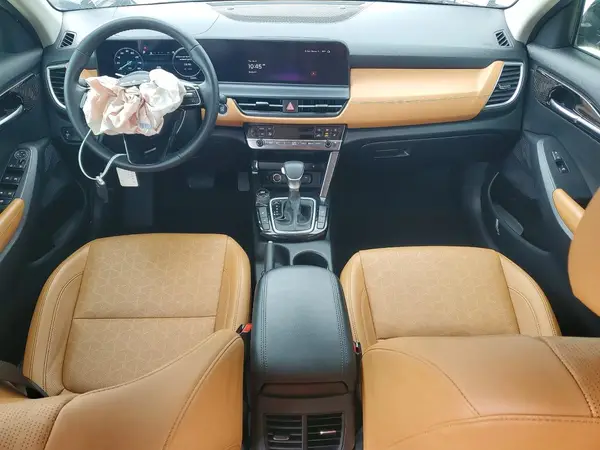 KNDER2AA3S7682798 2025 KIA SELTOS - Image 8