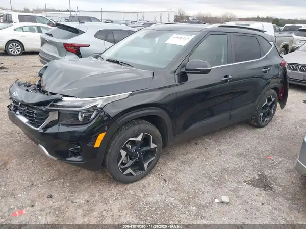 KNDER2AA4R7495144 2024 KIA SELTOS - Image 2