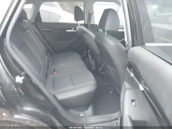 KNDER2AA4R7495144 2024 KIA SELTOS - Image 8