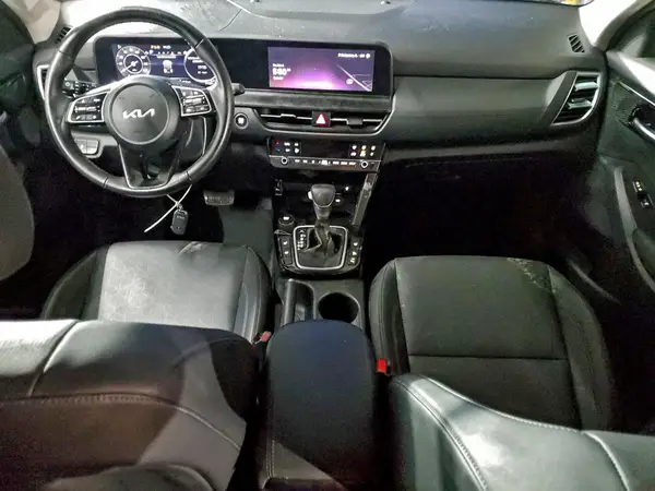 KNDER2AA4S7673799 2025 KIA SELTOS - Image 8