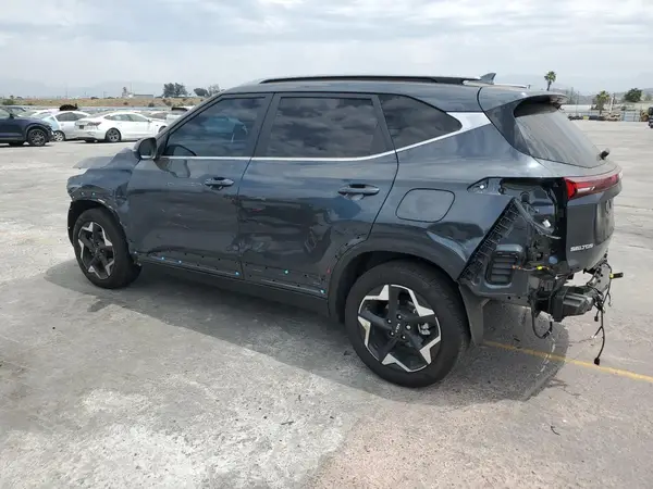 KNDER2AA4S7682633 2025 KIA SELTOS - Image 2