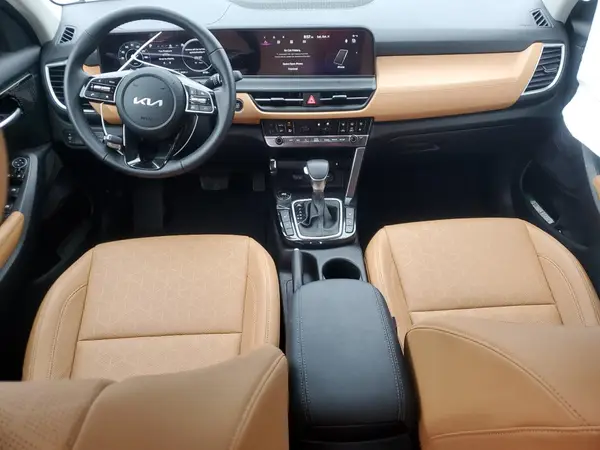 KNDER2AA4S7787074 2025 KIA SELTOS - Image 8