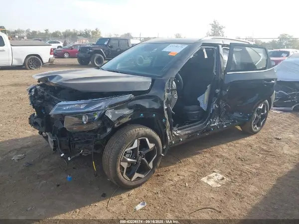 KNDER2AA4S7800714 2025 KIA SELTOS - Image 2