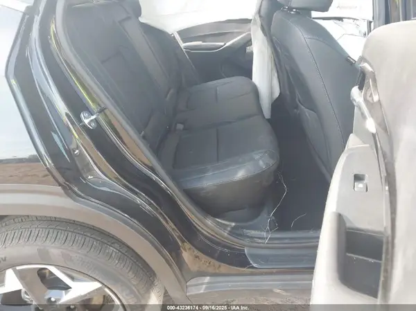 KNDER2AA4S7800714 2025 KIA SELTOS - Image 8