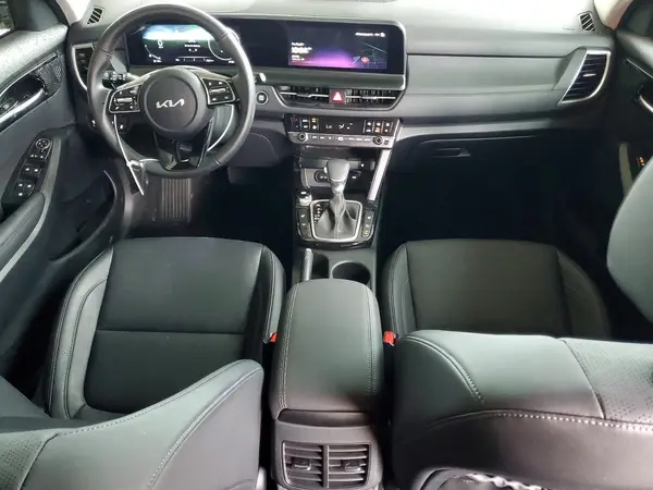 KNDER2AA4T7858162 2026 KIA SELTOS - Image 8