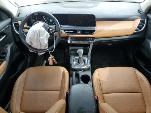 KNDER2AA5R7544321 2024 KIA SELTOS - Image 8