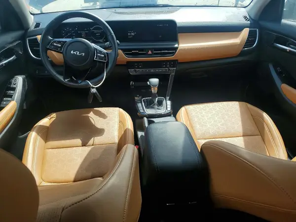 KNDER2AA5R7666810 2024 KIA SELTOS - Image 8