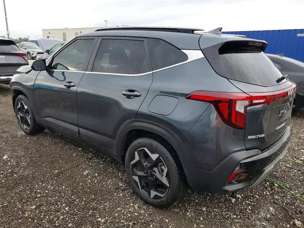 KNDER2AA5S7695052 2025 KIA SELTOS - Image 2