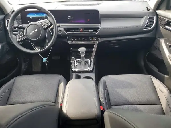 KNDER2AA5S7778660 2025 KIA SELTOS - Image 8