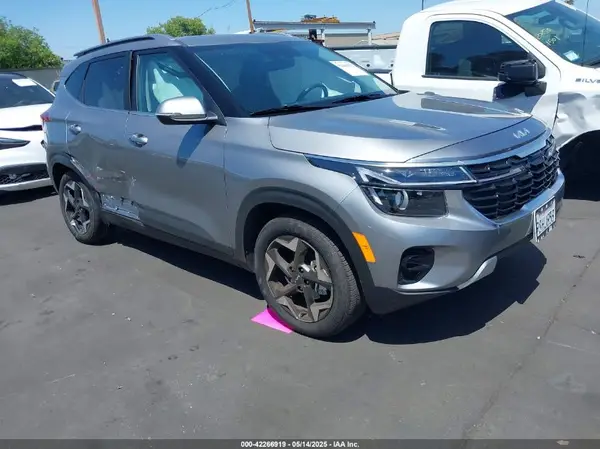 KNDER2AA6S7741682 2025 KIA SELTOS - Image 1