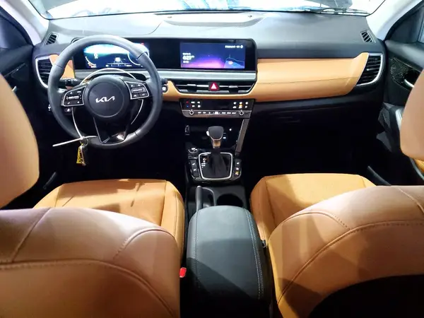 KNDER2AA6S7803145 2025 KIA SELTOS - Image 8