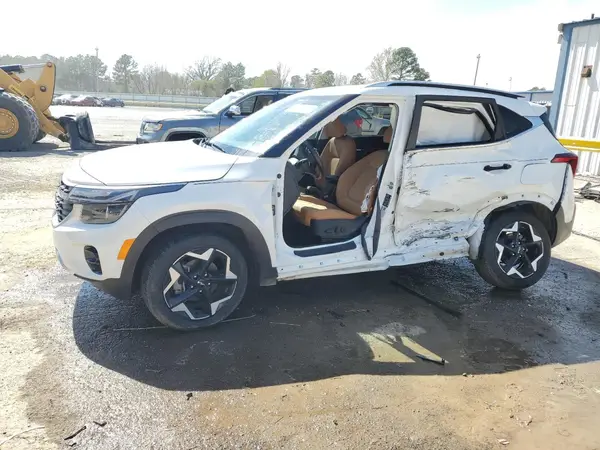 KNDER2AA7R7494067 2024 KIA SELTOS - Image 1