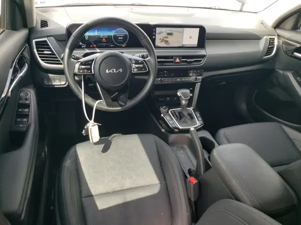 KNDER2AA7R7580026 2024 KIA SELTOS - Image 8