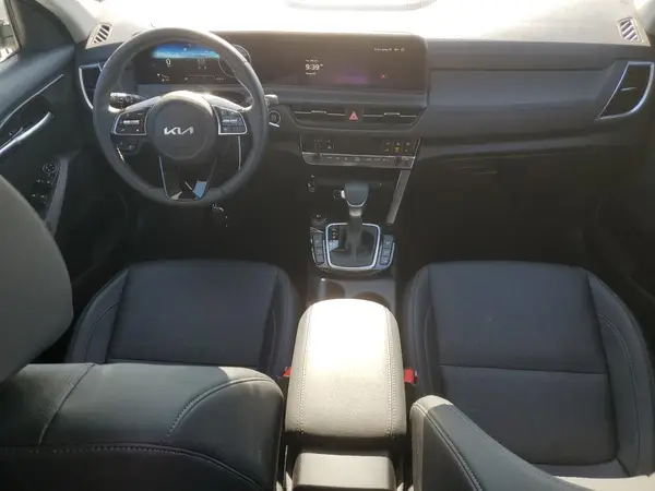 KNDER2AA7S7722929 2025 KIA SELTOS - Image 8