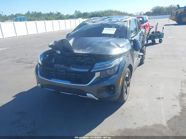 KNDER2AA7S7749645 2025 KIA SELTOS - Image 2